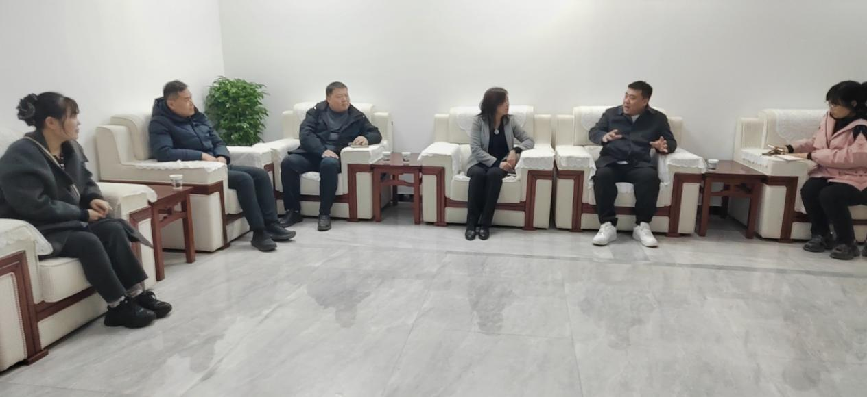 大数据学院赴鹤壁市现代物流开发区访企拓岗